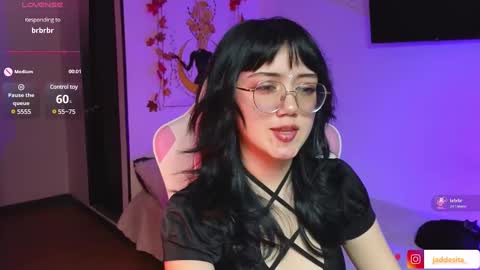 Snapshot of suzumi_ chatting on December 27, 6:10 pm Jadde online show from December 27, 6:10 pm