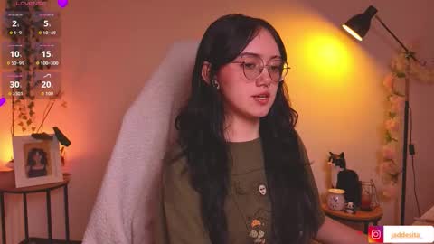 Snapshot of suzumi_ chatting on October 13, 2:55 am Jadde online show from October 13, 2:55 am