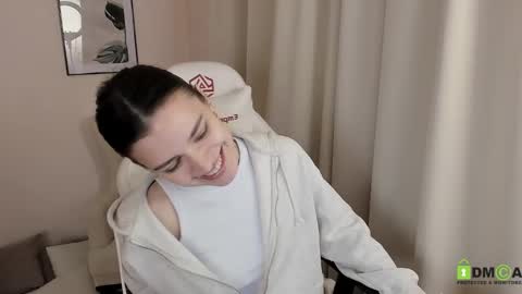 Suzy  next stream  Thursday Friday Saturday online show from January 17, 1:47 am