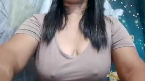 suzzie_hot online show from February 21, 6:53 pm