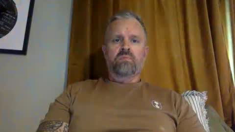 svnny222 online show from May 1, 10:25 pm