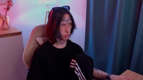 Eric online show from April 15, 7:58 pm