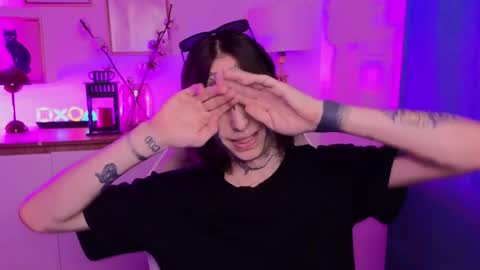 Eric online show from April 22, 3:57 pm