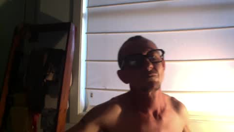 Snapshot of swaggerwell chatting on July 23, 6:44 am FTMtransboy online show from July 23, 6:44 am