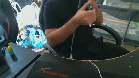 Snapshot of swals chatting on December 9, 1:07 am Swals online show from December 9, 1:07 am