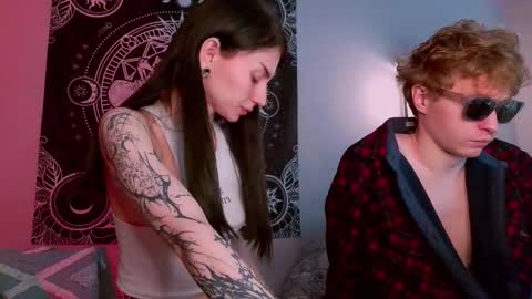 Snapshot of sweathome chatting on February 20, 5:57 pm sweaties3 online show from February 20, 5:57 pm