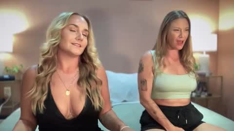 Swedish Candii online show from November 23, 2:44 am