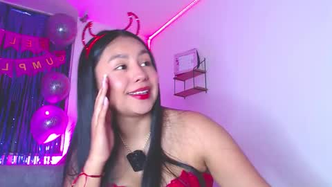 Amy  IG sweeet amy0 online show from October 8, 9:23 pm