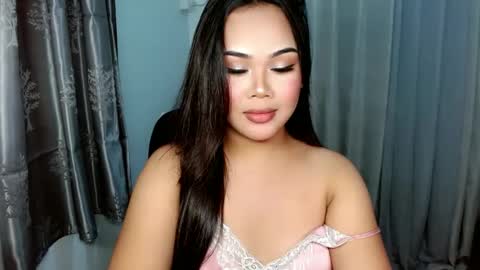 Snapshot of sweet18_jasmine chatting on February 7, 11:12 am sweet18_jasmine online show from February 7, 11:12 am
