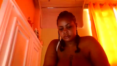 sweet52537 online show from February 18, 8:32 am