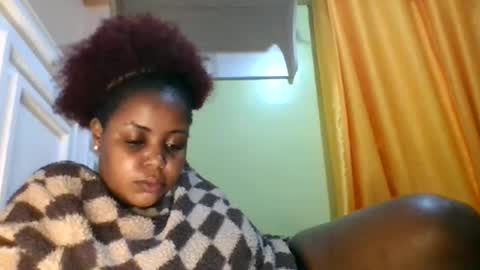 Snapshot of sweet52537 chatting on March 8, 2:04 am sweet52537 online show from March 8, 2:04 am