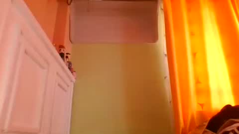 Snapshot of sweet52537 chatting on March 24, 2:44 pm sweet52537 online show from March 24, 2:44 pm