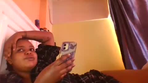 Snapshot of sweet52537 chatting on March 31, 6:47 am sweet52537 online show from March 31, 6:47 am