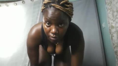 Snapshot of sweet69berry chatting on December 1, 7:13 am sweet69berry online show from December 1, 7:13 am