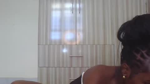 Snapshot of sweet69temptress chatting on April 8, 10:26 am sweet69temptress online show from April 8, 10:26 am