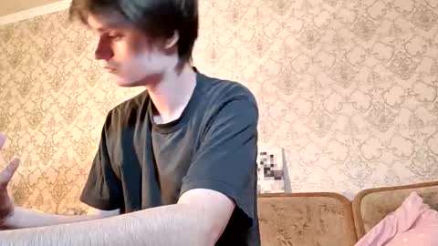 Snapshot of sweet6boy9 chatting on September 18, 11:29 pm Sweet boy online show from September 18, 11:29 pm