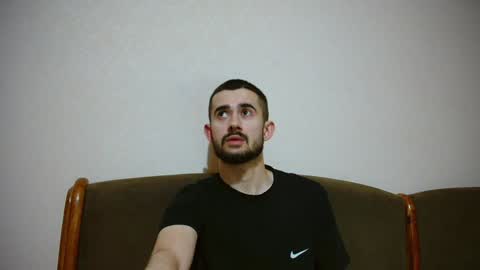 BredEmiliya online show from December 13, 7:32 pm