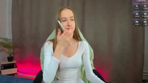Snapshot of sweet__monica chatting on December 14, 3:04 pm Monica GTM 3MoTuWeFrSa 500pm-1000pm online show from December 14, 3:04 pm