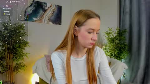 Snapshot of sweet__monica chatting on November 24, 1:05 am Monica GTM 3MoTuWeFrSa 500pm-1000pm online show from November 24, 1:05 am