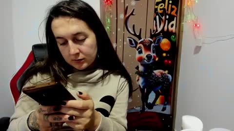 sweet__suck69bitch online show from December 18, 10:35 pm