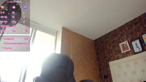 Vanessa online show from March 1, 9:17 pm