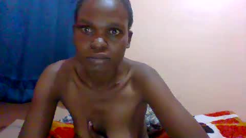 Snapshot of sweet_adora chatting on February 5, 8:25 pm sweet_adora online show from February 5, 8:25 pm