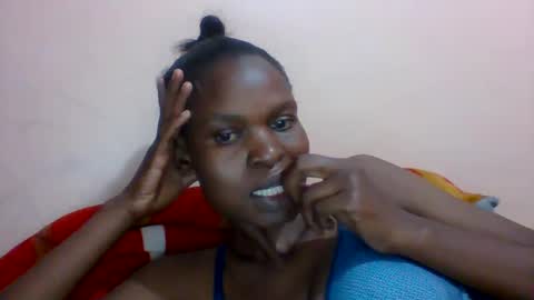 Snapshot of sweet_adora chatting on February 7, 10:08 am sweet_adora online show from February 7, 10:08 am