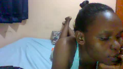 Snapshot of sweet_adora chatting on February 9, 6:37 pm sweet_adora online show from February 9, 6:37 pm