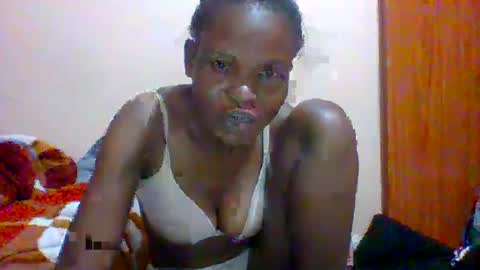 Snapshot of sweet_adora chatting on February 10, 2:16 pm sweet_adora online show from February 10, 2:16 pm
