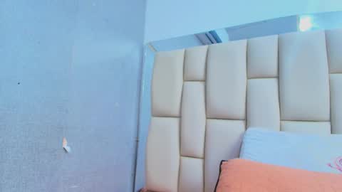 Amye  online show from September 14, 7:13 pm