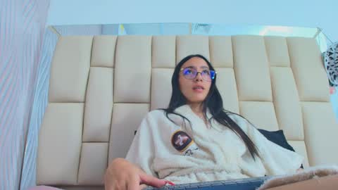 Amye  online show from September 24, 7:17 pm