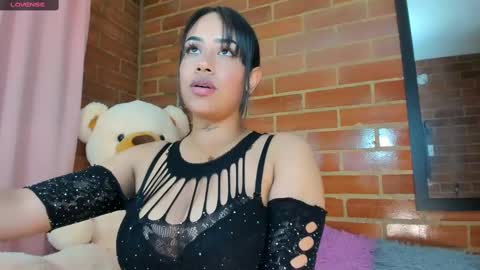 Snapshot of sweet_angel2001 chatting on February 16, 1:47 am Stephanie online show from February 16, 1:47 am