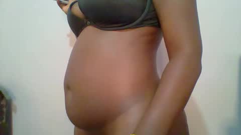 Snapshot of sweet_arianna_ chatting on February 16, 12:43 pm timaya online show from February 16, 12:43 pm