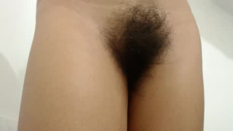 Snapshot of sweet_barbiiee chatting on February 21, 3:43 pm Barbara online show from February 21, 3:43 pm