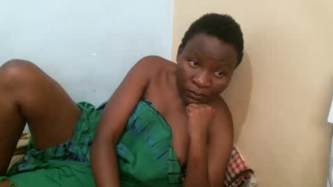 sweet_bellina online show from December 18, 12:07 pm