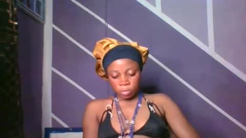 Snapshot of sweet_berry31 chatting on February 25, 7:56 pm baby girl online show from February 25, 7:56 pm