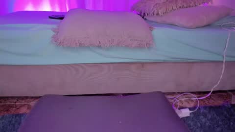 Chelsy  online show from February 11, 11:44 pm