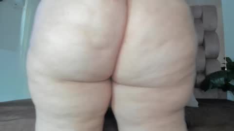 Chelsy  online show from October 24, 12:01 pm