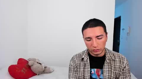 CristianBrayan PVT OPEN online show from November 6, 1:12 pm