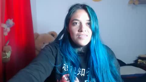 Bubbles online show from May 12, 9:01 pm
