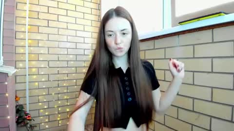 Snapshot of sweet_bun__ chatting on June 6, 10:09 am Christina online show from June 6, 10:09 am