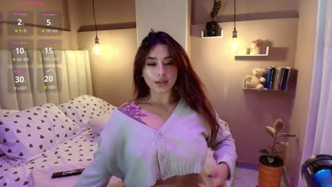 Camila online show from December 19, 1:39 am