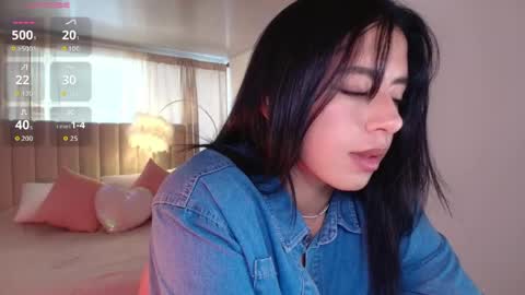Snapshot of sweet_cami1 chatting on April 29, 8:59 pm Camila online show from April 29, 8:59 pm