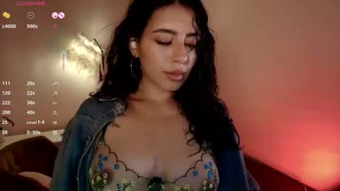 Snapshot of sweet_cami1 chatting on July 26, 2:09 am Camila online show from July 26, 2:09 am
