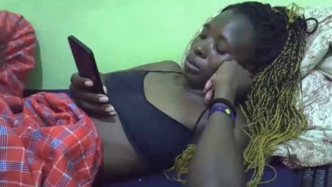 sweet_candie01 online show from March 12, 8:09 am