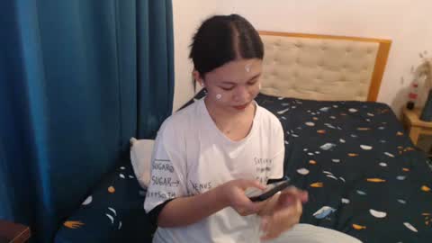 sweet_cassyxx online show from July 8, 2:38 am