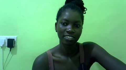 sweet_cherie1 online show from February 18, 4:19 am