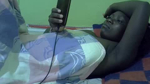 sweet_cherie1 online show from March 26, 7:19 pm