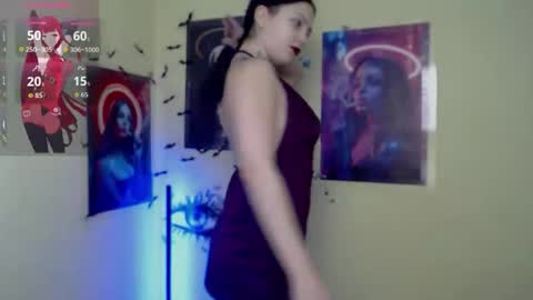 Snapshot of sweet_cherryg chatting on February 13, 2:24 pm Ivy online show from February 13, 2:24 pm