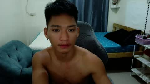 Snapshot of sweet_clarence69 chatting on July 8, 7:35 am CLARENCE online show from July 8, 7:35 am
